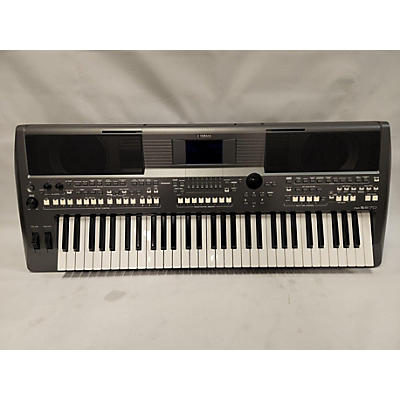 Yamaha PSRS670 Arranger Keyboard