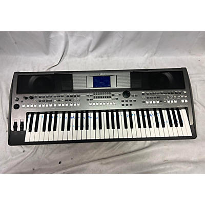 Yamaha PSRS670 Arranger Keyboard