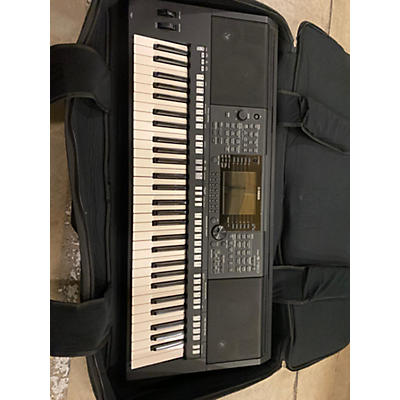Yamaha PSRS750 61 Key Arranger Keyboard