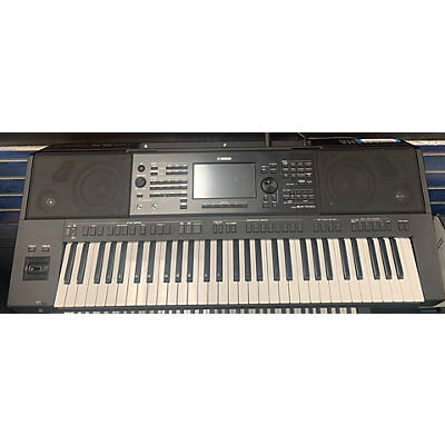 Yamaha PSRSX700 Keyboard Workstation