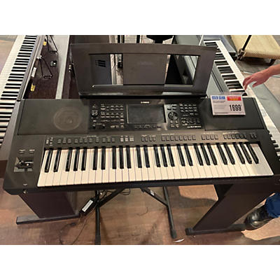 Yamaha PSRSX900 Arranger Keyboard