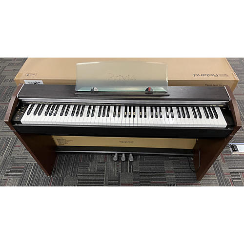 Casio PX700 Digital Piano