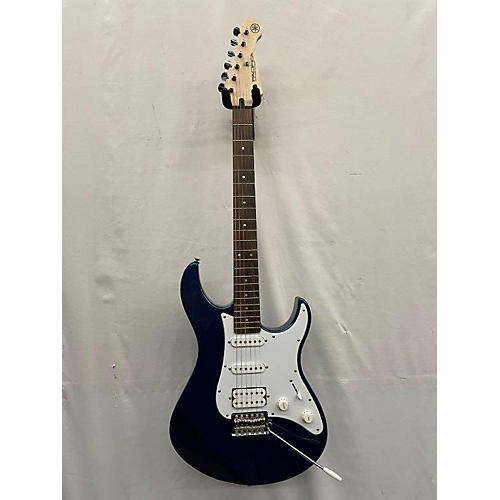 Yamaha Pacifica Solid Body Electric Guitar Blue