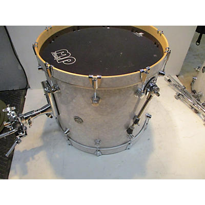 DW Performance Series Drum Kit