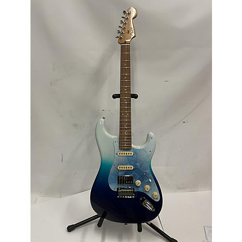 Fender Player Plus Stratocaster HSS Solid Body Electric Guitar BLUE FADE