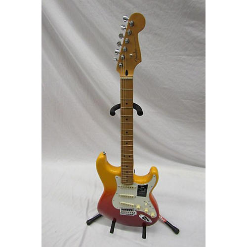 Fender Player Plus Stratocaster Solid Body Electric Guitar Sunburst Fade