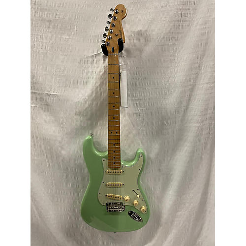 Fender Player Plus Stratocaster Solid Body Electric Guitar Seafoam Green