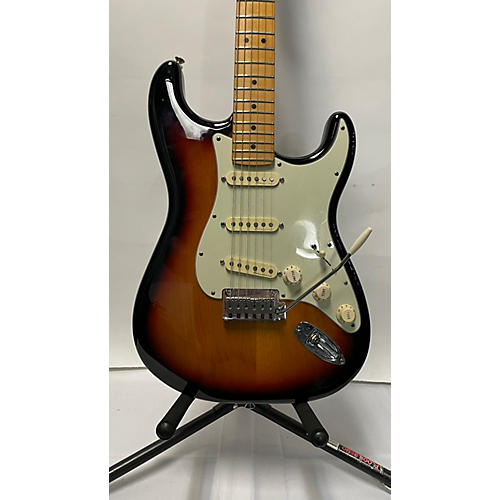 Fender Player Plus Stratocaster Solid Body Electric Guitar Sunburst