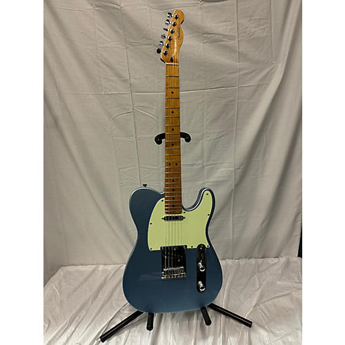 Fender Player Plus Telecaster Solid Body Electric Guitar Light Blue
