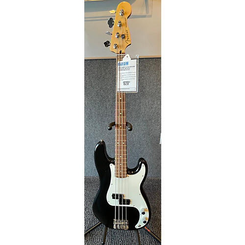 Fender Player Precision Bass Electric Bass Guitar Black and White