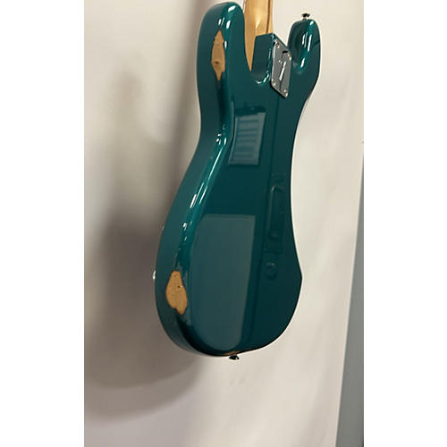 Fender Player Precision Bass Electric Bass Guitar Emerald Green