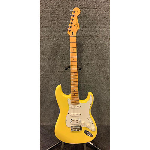 Fender Player Stratocaster HSS Solid Body Electric Guitar Buttercream