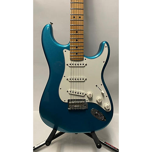 Fender Player Stratocaster Solid Body Electric Guitar Blue
