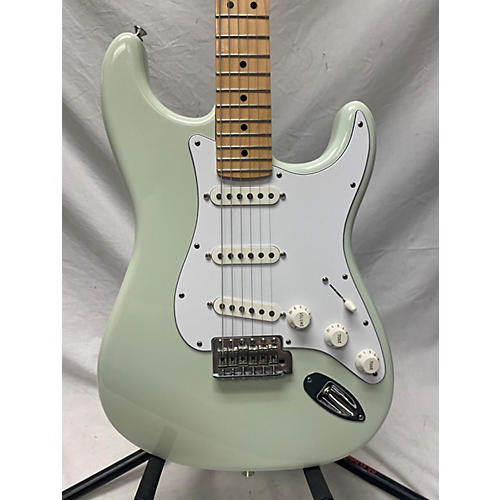 Fender Player Stratocaster Solid Body Electric Guitar FADED SURF GREEN