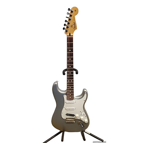 Fender Player Stratocaster Solid Body Electric Guitar Silver