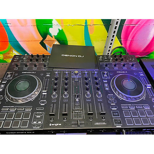 Denon DJ Prime 4 DJ Controller