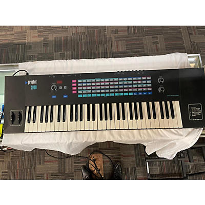 Dave Smith Instruments Prophet 2000 Synthesizer
