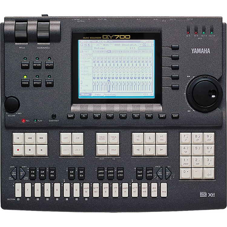 Yamaha QY700 Music Sequencer | Musician's Friend