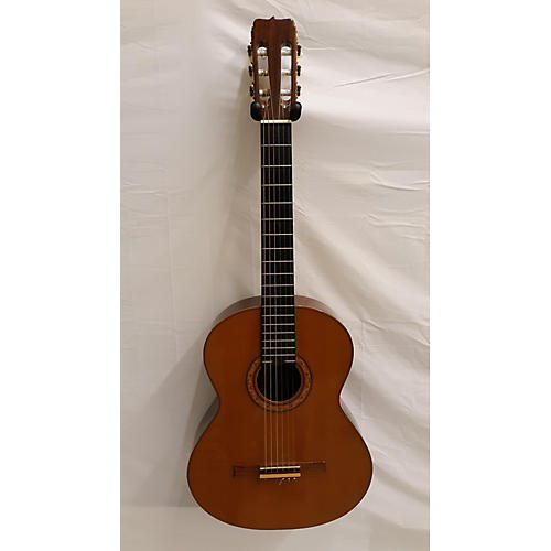 Jose Ramirez R2 Classical Acoustic Guitar Natural