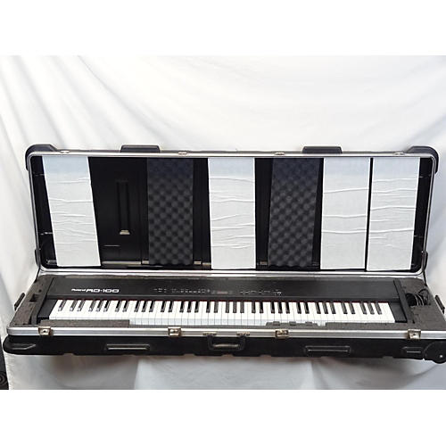 Roland RD-100 WITH HARD CASE Stage Piano
