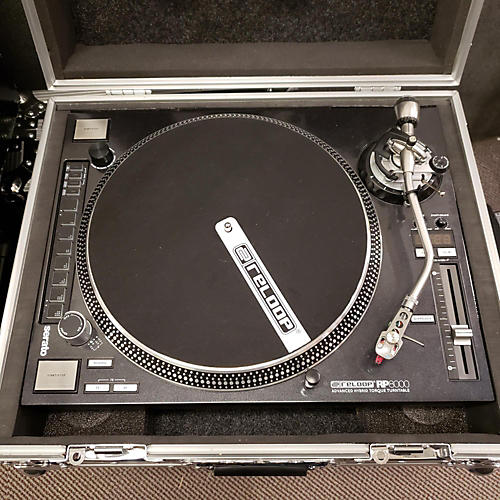 RP8000 Turntable