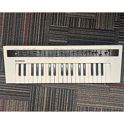 Yamaha Reface CS Synthesizer