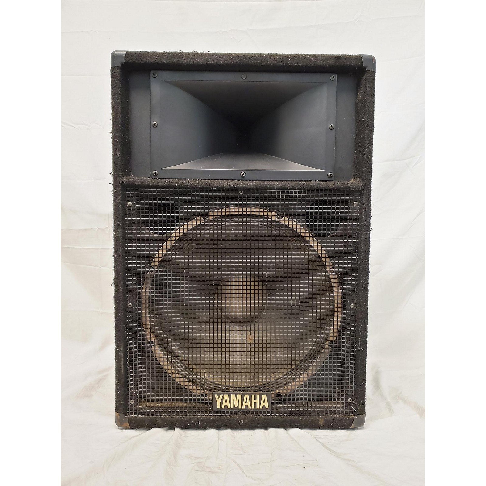 Used Yamaha S115V Unpowered Speaker Musician's Friend