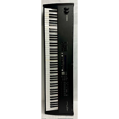 Yamaha S80 Keyboard Workstation