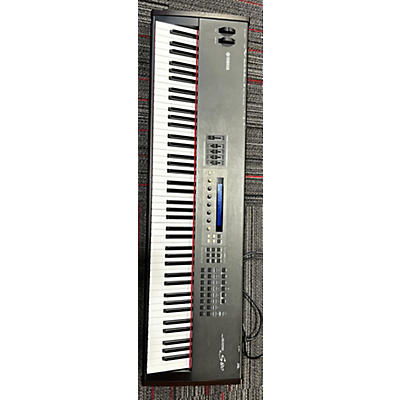 Yamaha S80 Synthesizer