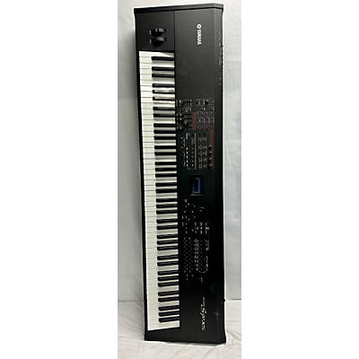 Yamaha S90XS 88 Key Synthesizer