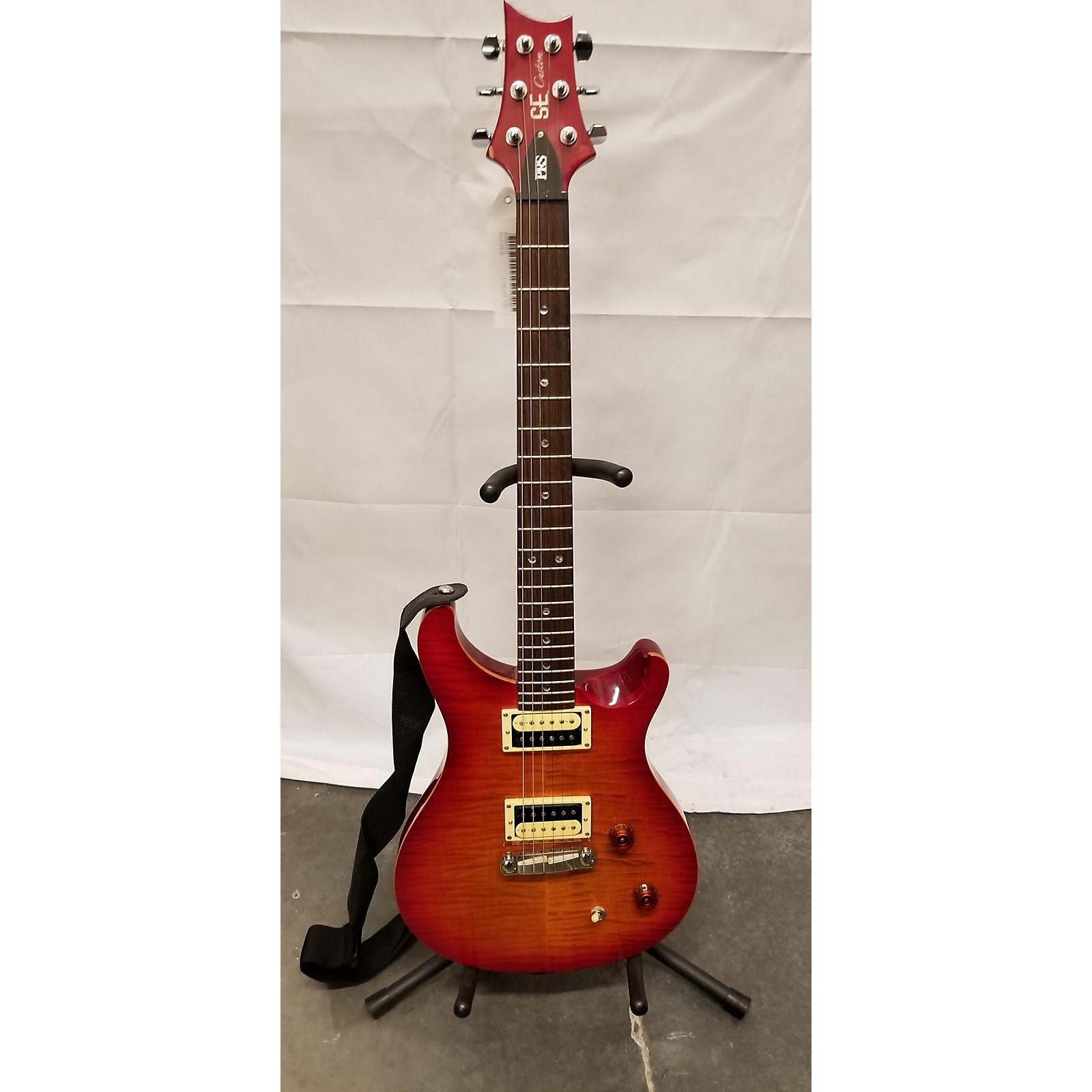 Used PRS SE Custom 22 Solid Body Electric Guitar Cherry Sunburst