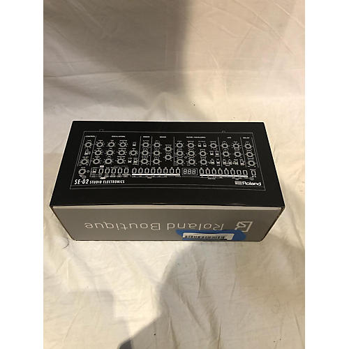 Roland SE02 Synthesizer