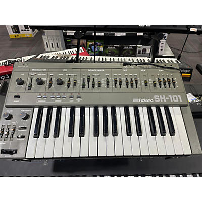 Roland SH101 Synthesizer