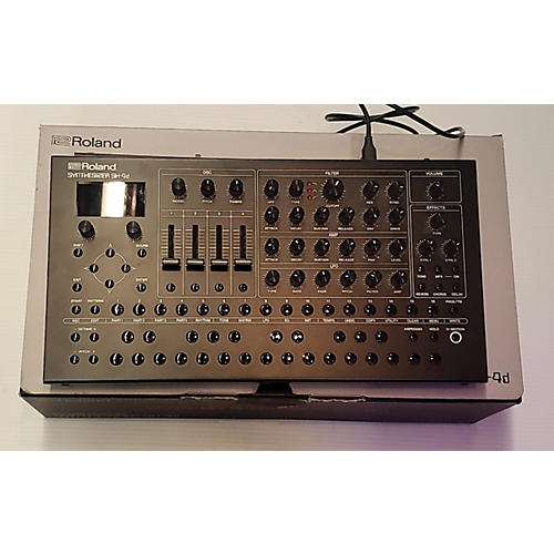 Roland SH4 Synthesizer