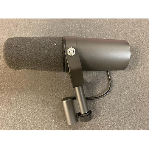 Shure SM7B Dynamic Microphone