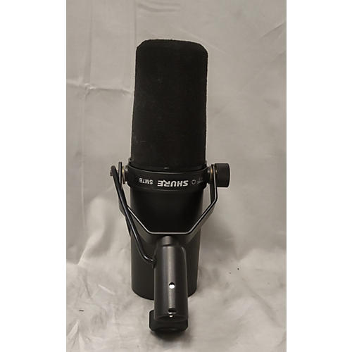 Shure SM7B Dynamic Microphone