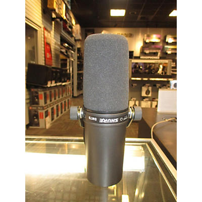 Shure SM7B Dynamic Microphone