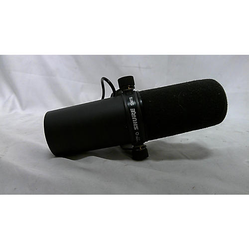 Shure SM7B Dynamic Microphone