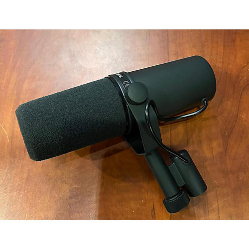 Shure SM7B Dynamic Microphone