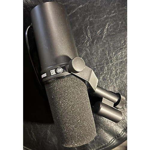 Shure SM7B Dynamic Microphone