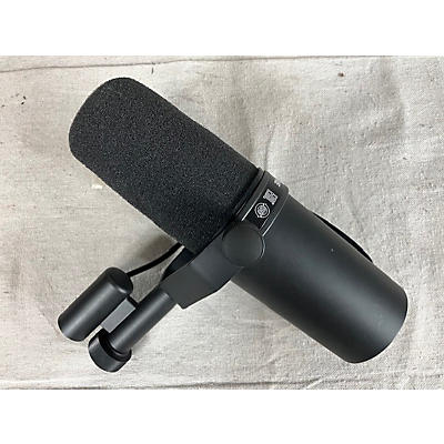 Shure SM7B Dynamic Microphone