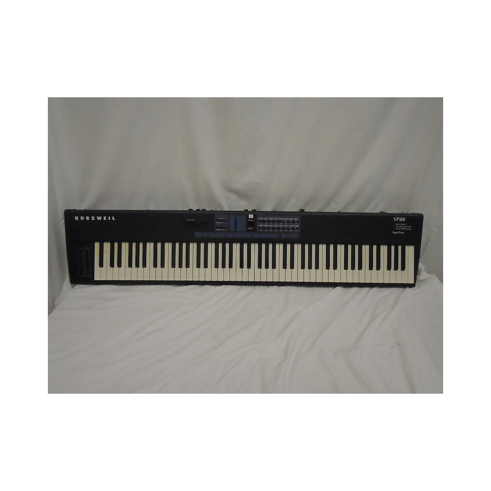 Used Kurzweil SP88 Stage Piano Musician's Friend