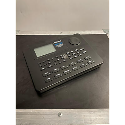 Alesis SR16 Drum Machine