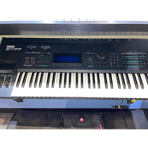 Yamaha SY77 Synthesizer