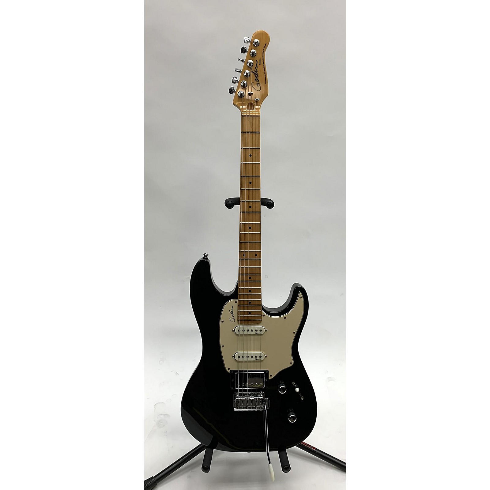 Used Godin Session Solid Body Electric Guitar Black Musician's Friend