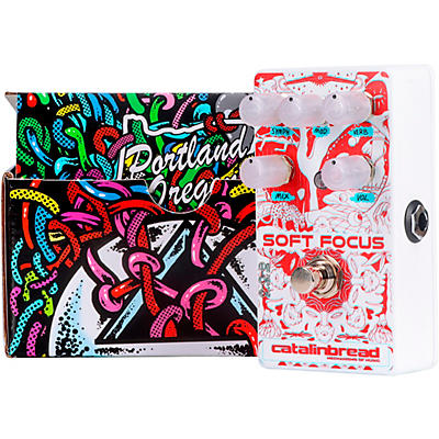 Catalinbread Soft Focus Shoegaze Plate Reverb 3D Effects Pedal with 3D Glasses