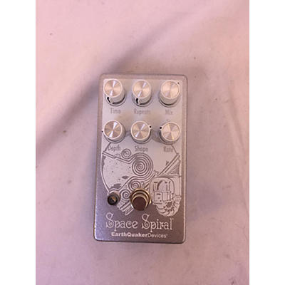 EarthQuaker Devices Space Spiral Modulated Delay Effect Pedal