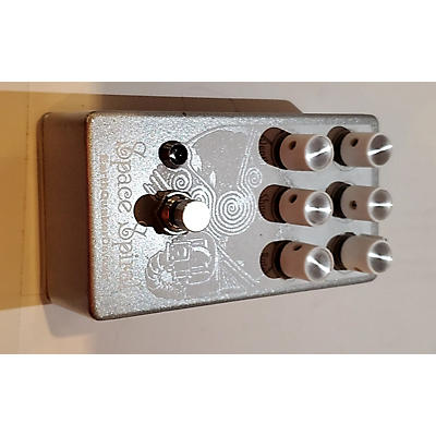 EarthQuaker Devices Space Spiral Modulated Delay Effect Pedal