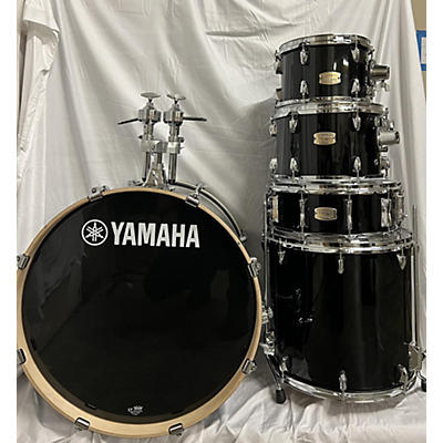 Yamaha Stage Custom Drum Kit