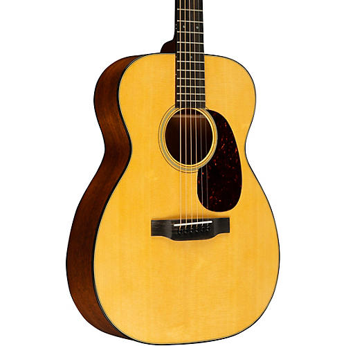 Martin Standard Series 00-18 Grand Concert Acoustic Guitar Natural